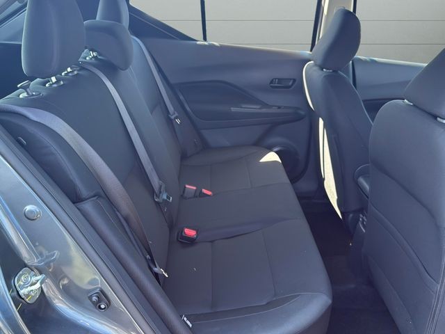 Nissan Kicks Play Vehicle Full-screen Gallery Image 24
