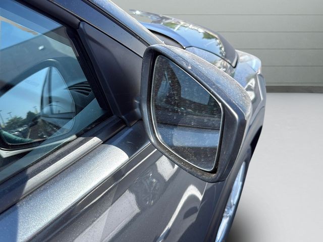 Nissan Kicks Play Vehicle Full-screen Gallery Image 26