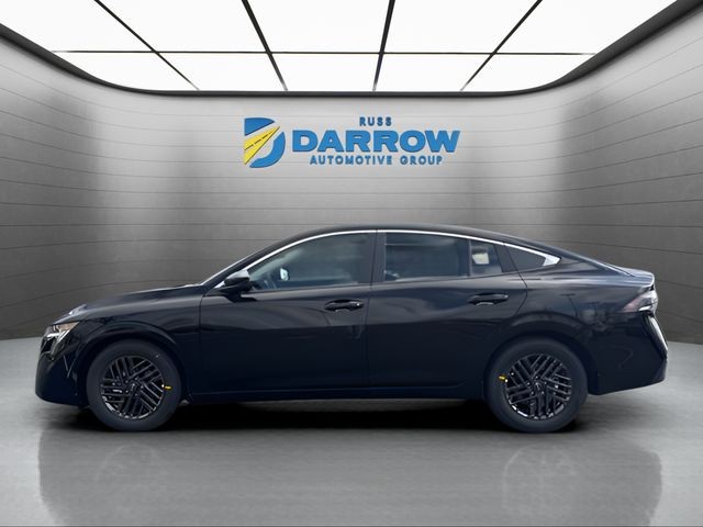 Nissan Sentra Vehicle Full-screen Gallery Image 2