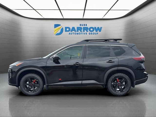 Nissan Rogue Vehicle Full-screen Gallery Image 2