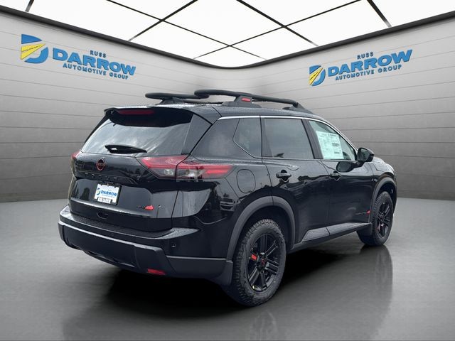 Nissan Rogue Vehicle Full-screen Gallery Image 5