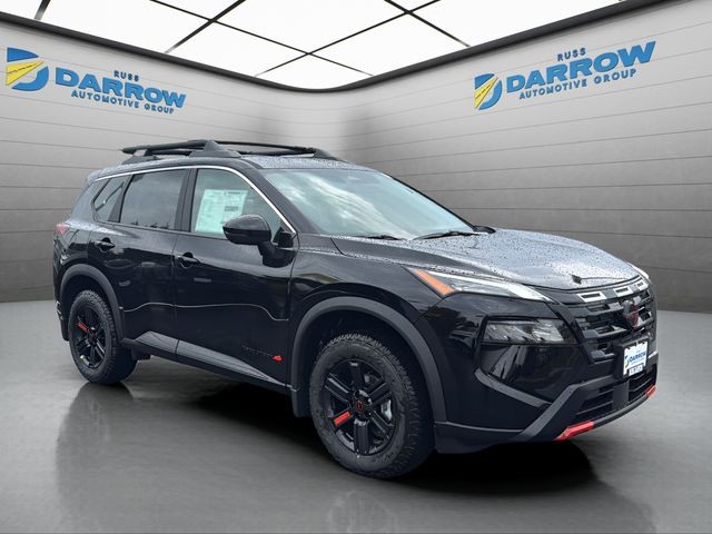Nissan Rogue Vehicle Full-screen Gallery Image 7