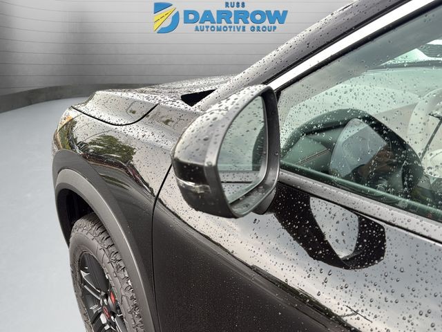 Nissan Rogue Vehicle Full-screen Gallery Image 14
