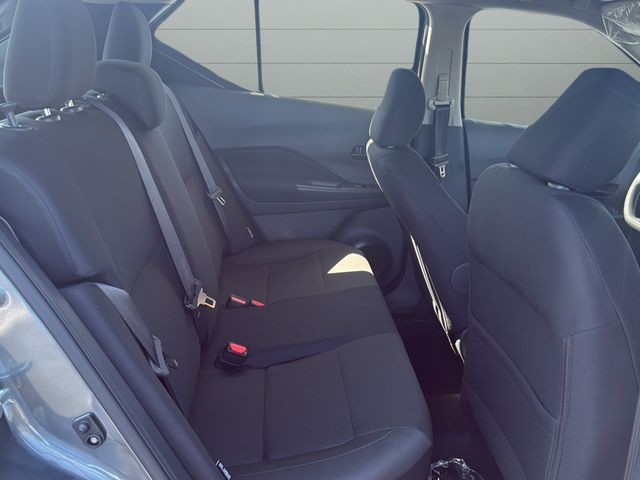 Nissan Kicks Play Vehicle Full-screen Gallery Image 11