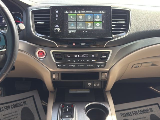 Honda Pilot Vehicle Full-screen Gallery Image 23
