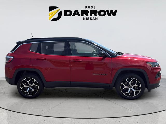 Jeep Compass Vehicle Full-screen Gallery Image 6