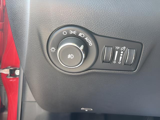 Jeep Compass Vehicle Full-screen Gallery Image 18
