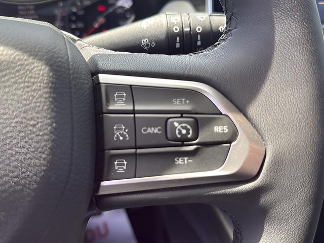 Jeep Compass Vehicle Full-screen Gallery Image 19