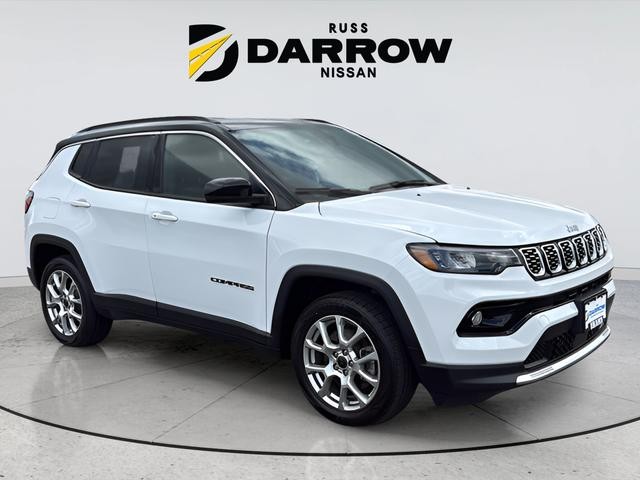 Jeep Compass Vehicle Full-screen Gallery Image 7