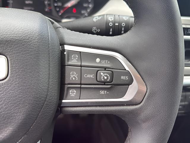 Jeep Compass Vehicle Full-screen Gallery Image 19