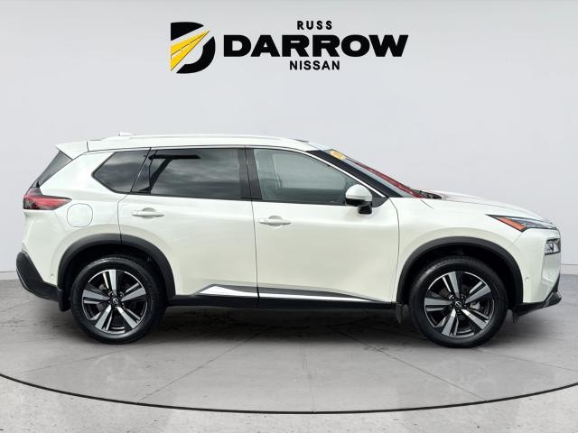 Nissan Rogue Vehicle Full-screen Gallery Image 6