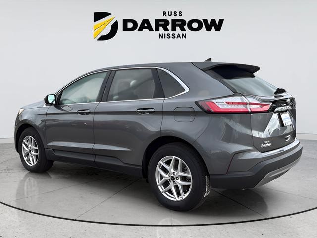 Ford Edge Vehicle Full-screen Gallery Image 3
