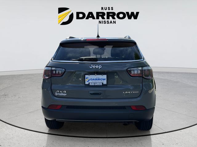 Jeep Compass Vehicle Full-screen Gallery Image 4
