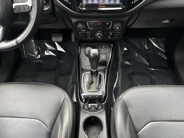 Jeep Compass Vehicle Full-screen Gallery Image 18