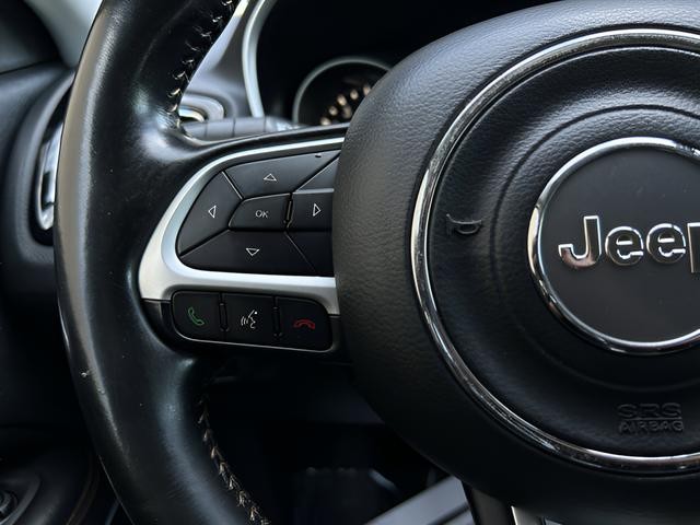 Jeep Compass Vehicle Full-screen Gallery Image 32