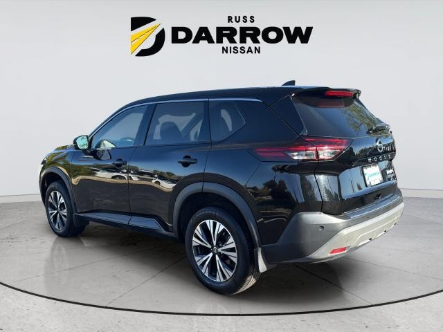 Nissan Rogue Vehicle Full-screen Gallery Image 3