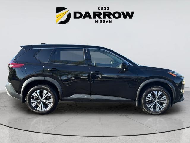 Nissan Rogue Vehicle Full-screen Gallery Image 6