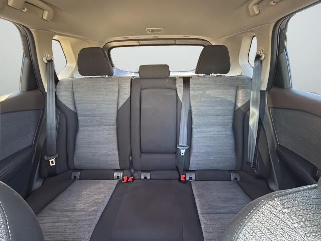 Nissan Rogue Vehicle Full-screen Gallery Image 34
