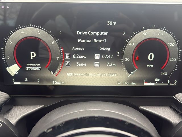 Nissan Kicks Vehicle Full-screen Gallery Image 25