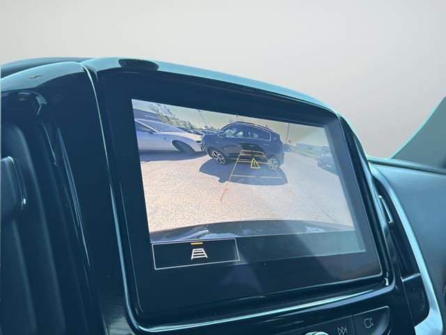 Chevrolet Traverse Vehicle Full-screen Gallery Image 20
