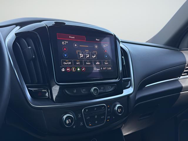Chevrolet Traverse Vehicle Full-screen Gallery Image 22