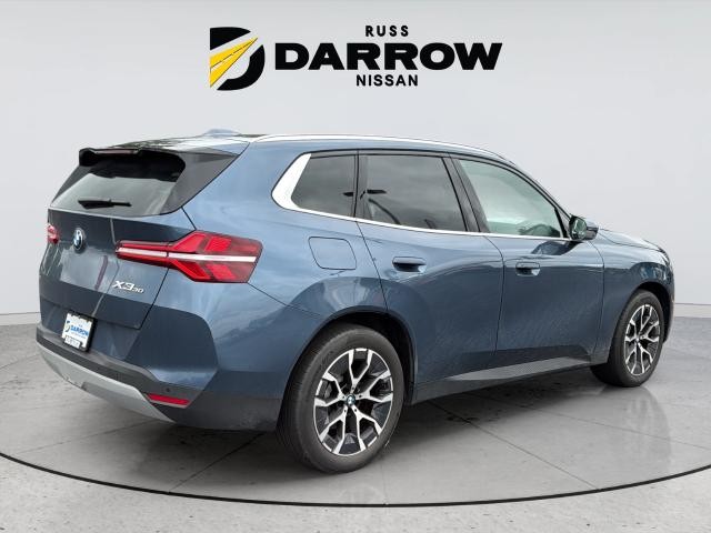 BMW X3 Vehicle Full-screen Gallery Image 5