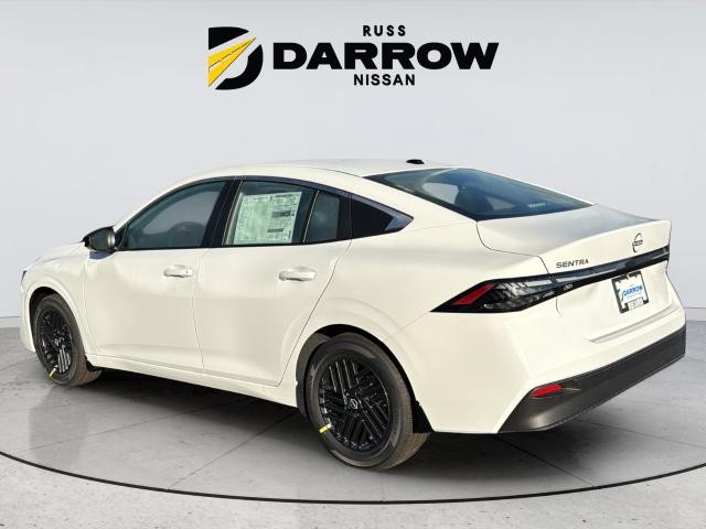 Nissan Sentra Vehicle Full-screen Gallery Image 3