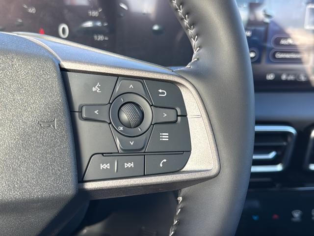 Nissan Sentra Vehicle Full-screen Gallery Image 17