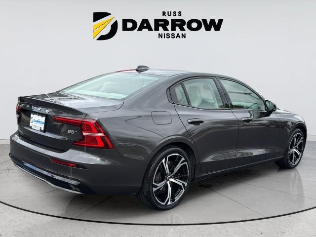 Volvo S60 Vehicle Full-screen Gallery Image 5