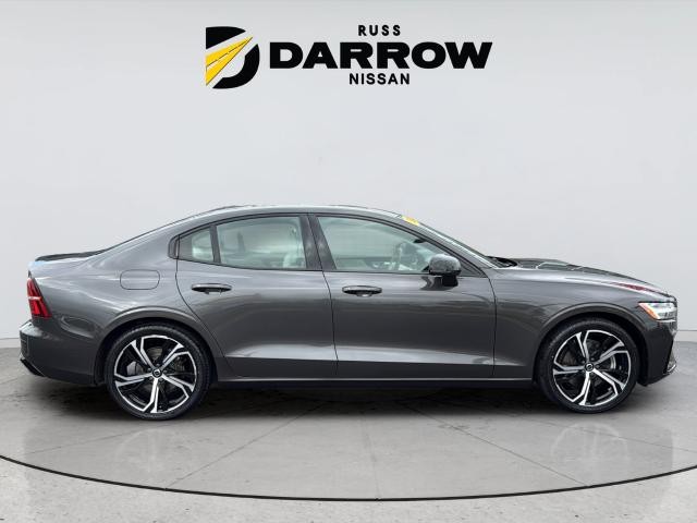 Volvo S60 Vehicle Full-screen Gallery Image 6