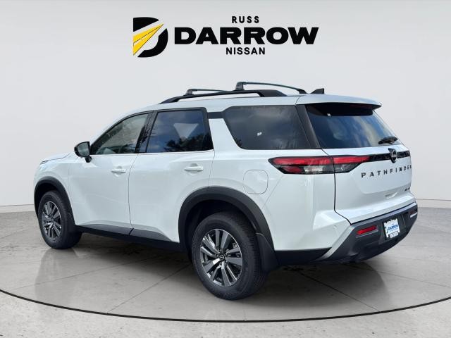Nissan Pathfinder Vehicle Full-screen Gallery Image 3