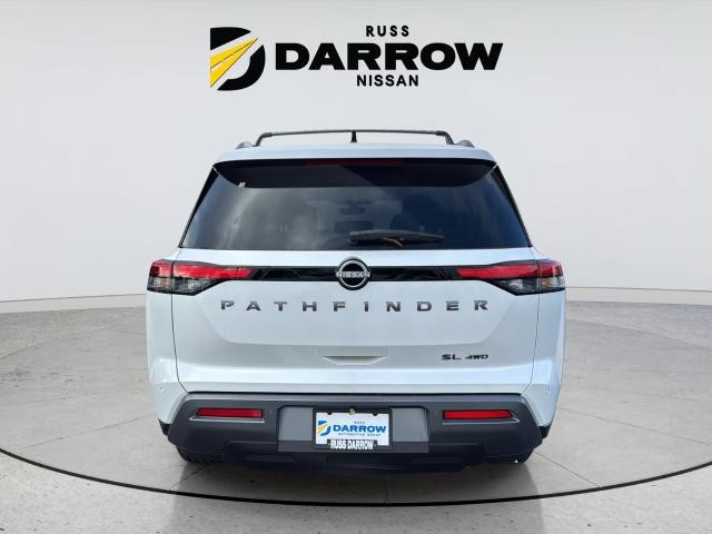 Nissan Pathfinder Vehicle Full-screen Gallery Image 4
