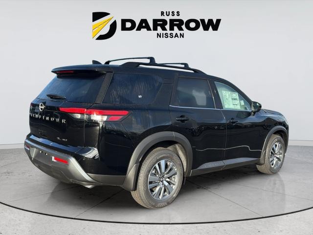 Nissan Pathfinder Vehicle Full-screen Gallery Image 5
