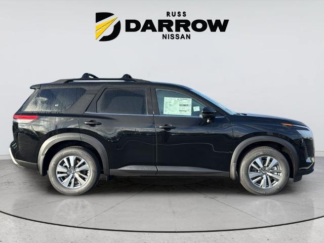 Nissan Pathfinder Vehicle Full-screen Gallery Image 6