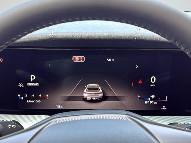 Nissan Murano Vehicle Full-screen Gallery Image 12