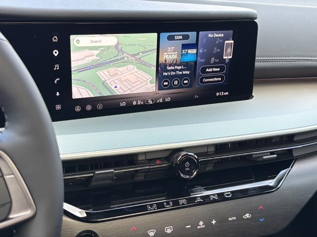 Nissan Murano Vehicle Full-screen Gallery Image 13