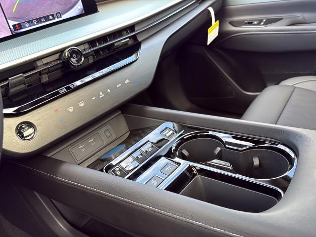 Nissan Murano Vehicle Full-screen Gallery Image 21