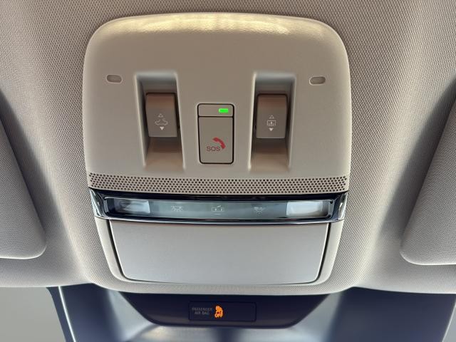 Nissan Murano Vehicle Full-screen Gallery Image 34