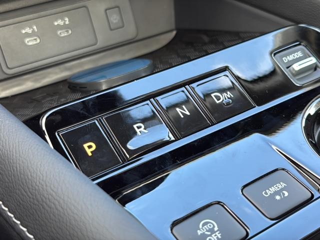 Nissan Murano Vehicle Full-screen Gallery Image 35