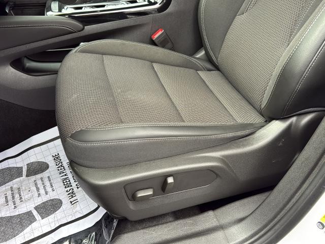 Buick Envision Vehicle Full-screen Gallery Image 18