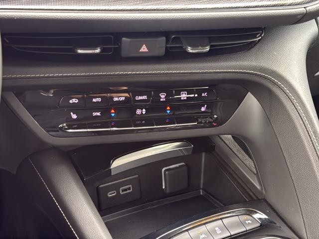 Buick Envision Vehicle Full-screen Gallery Image 21