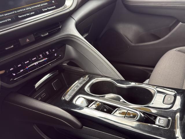 Buick Envision Vehicle Full-screen Gallery Image 22