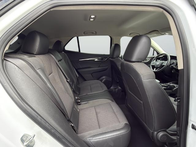 Buick Envision Vehicle Full-screen Gallery Image 25