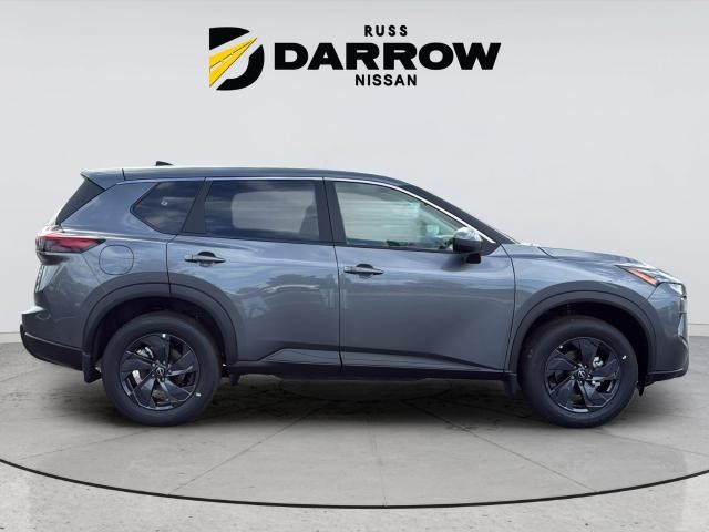 Nissan Rogue Vehicle Full-screen Gallery Image 6