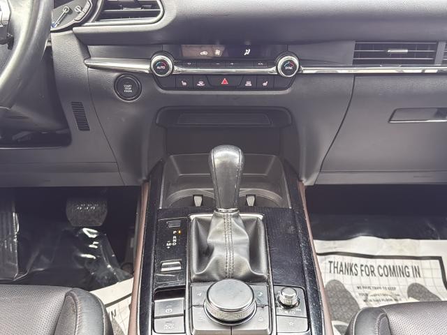 Mazda CX-30 Vehicle Full-screen Gallery Image 20