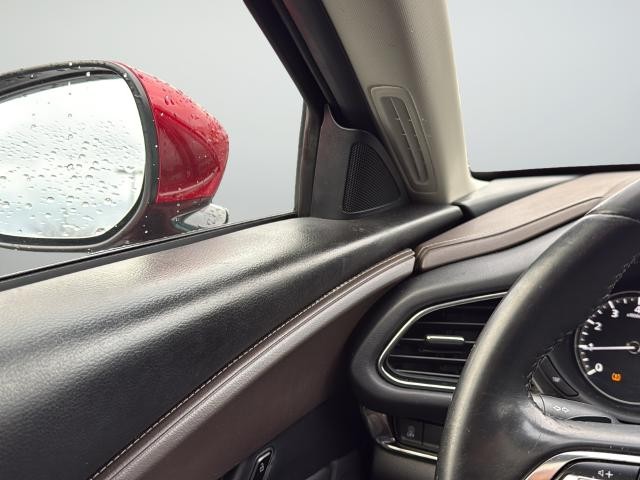 Mazda CX-30 Vehicle Full-screen Gallery Image 31