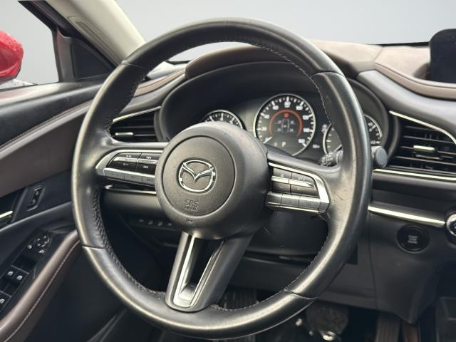 Mazda CX-30 Vehicle Full-screen Gallery Image 38