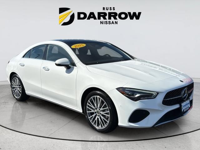 Mercedes-Benz CLA Vehicle Full-screen Gallery Image 7