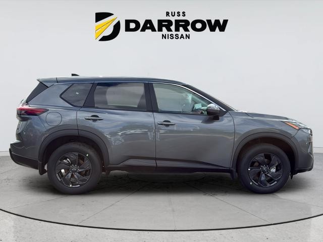 Nissan Rogue Vehicle Full-screen Gallery Image 6