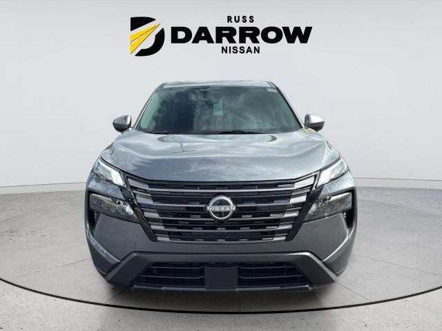 Nissan Rogue Vehicle Full-screen Gallery Image 8